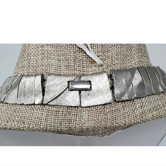 Unsigned Vintage Les Bernard Chunky Egyptian Revival Collar Necklace - Picture 6 of 8